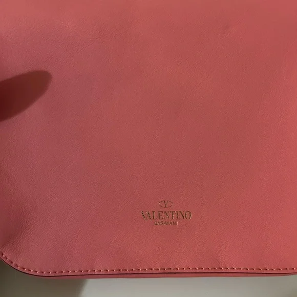 Authentic Valentino Elegant Pink Shoulder Bag - Picture 8 of 9